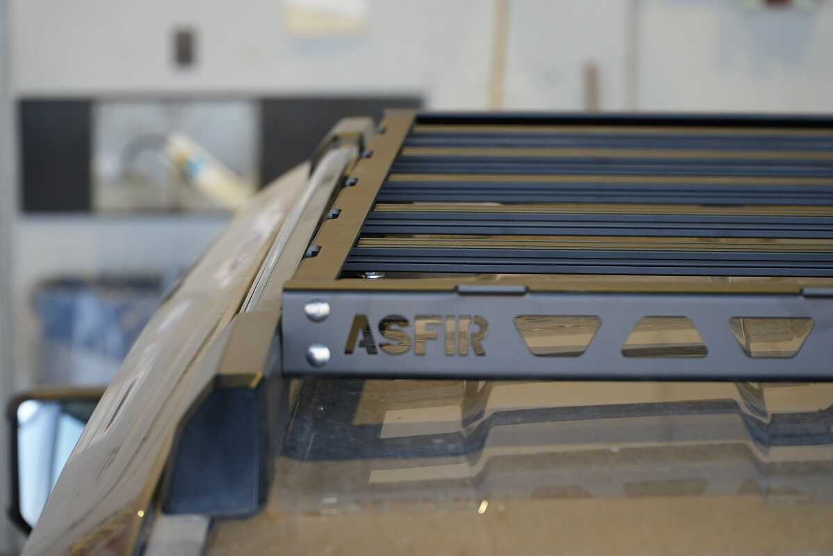 Short Roof Rack – Toyota Land Cruiser 250