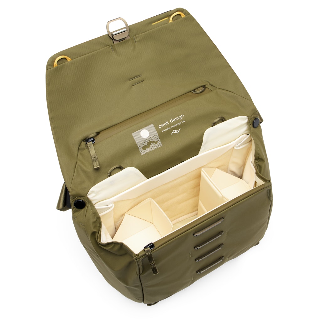Everyday Messenger | 13L | Kelp