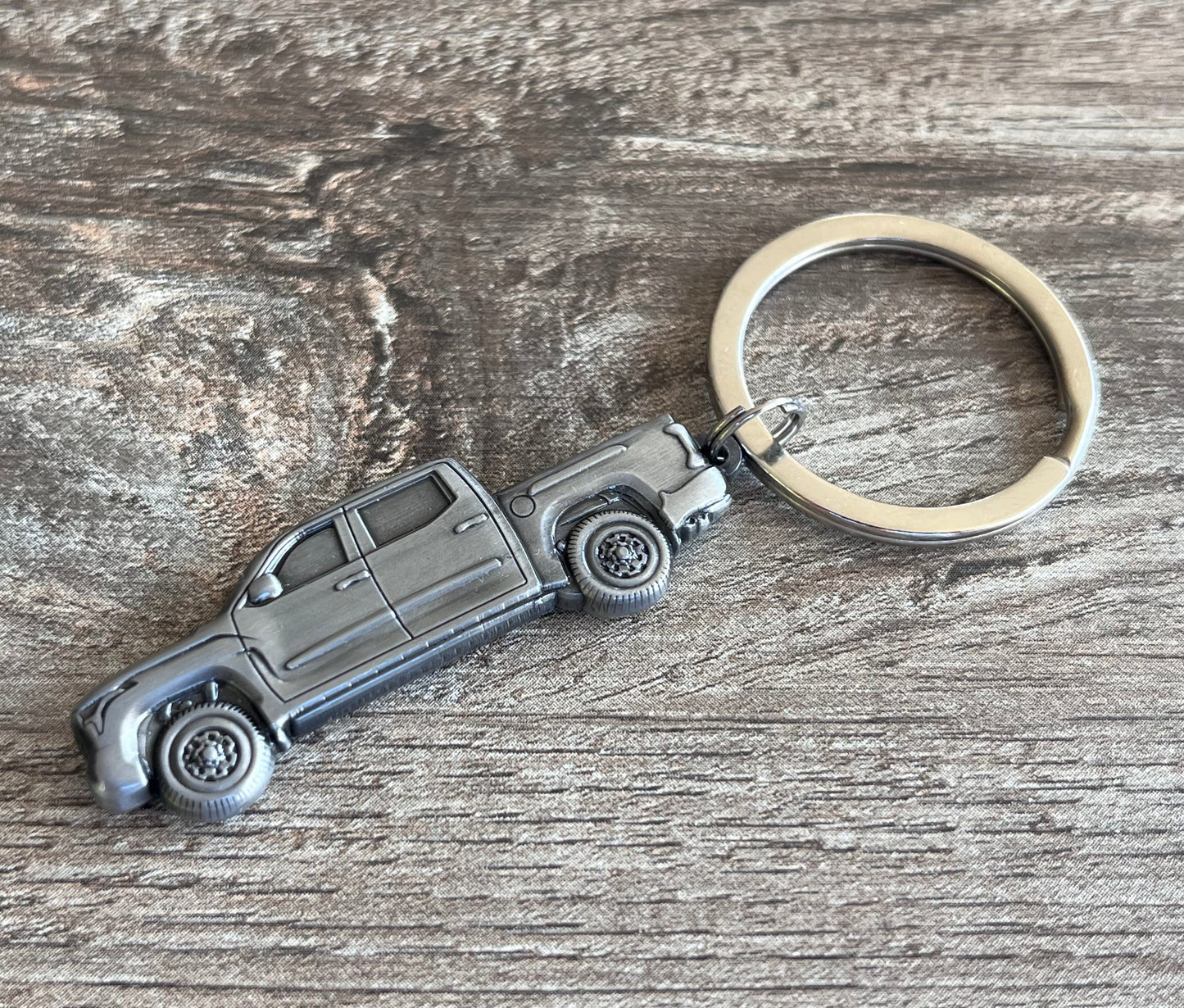 Toyota Tundra Truck Metal 3D Key Chain - Reefmonkey