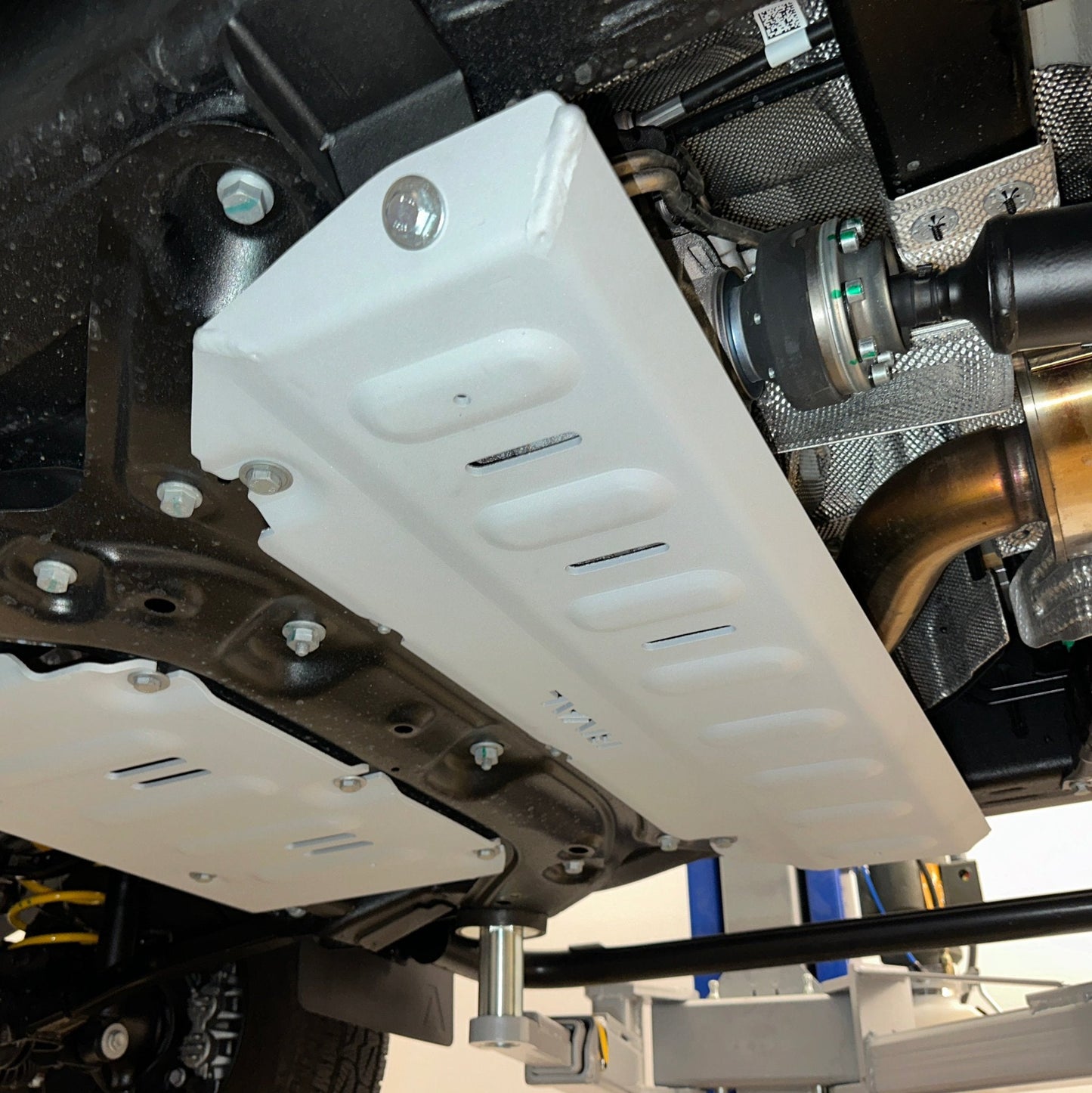 RIVAL Gen2 Aluminum Transfer Case Skid Plate Ineos Grenadier | Ineos Quartermaster