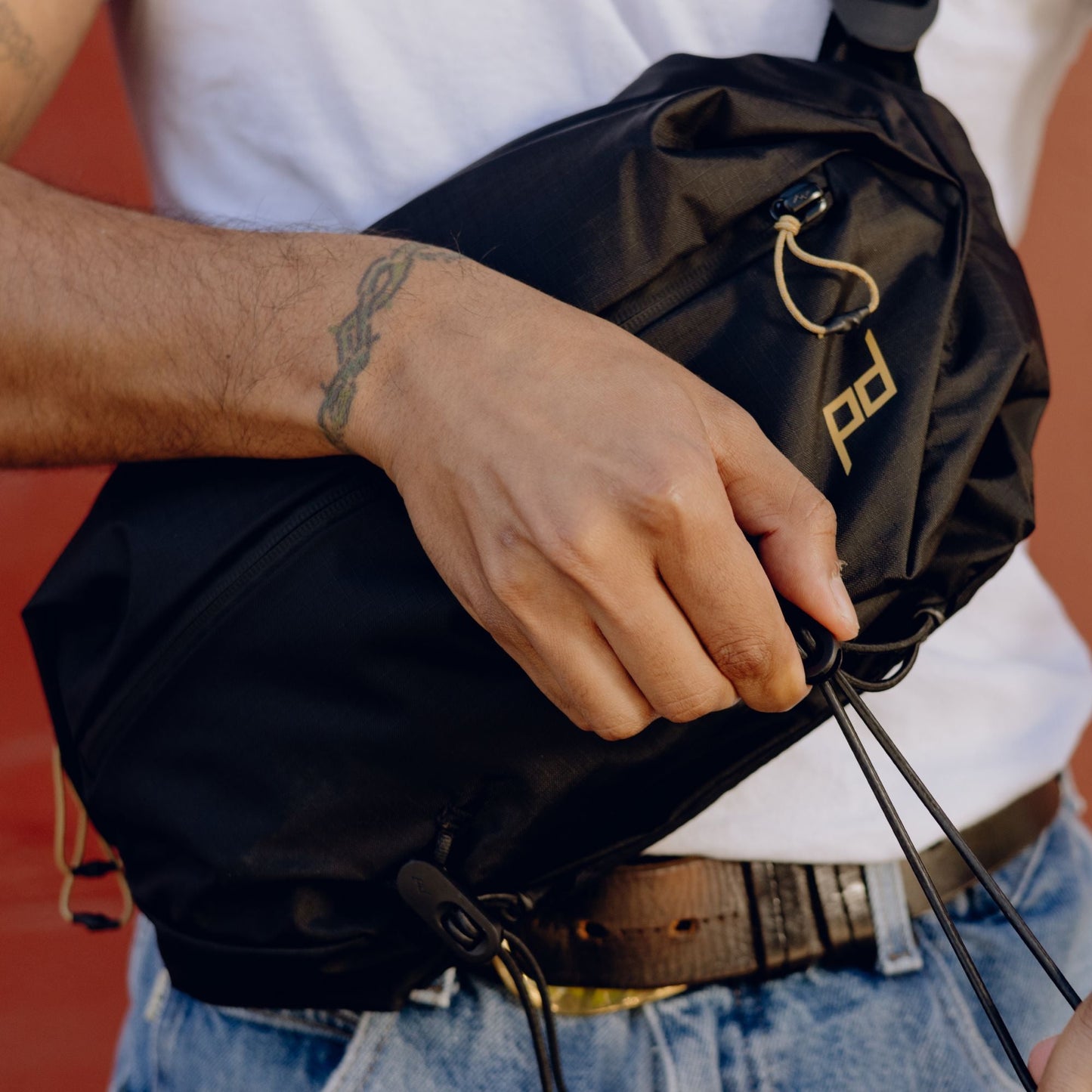 Outdoor Sling | 7L | Black