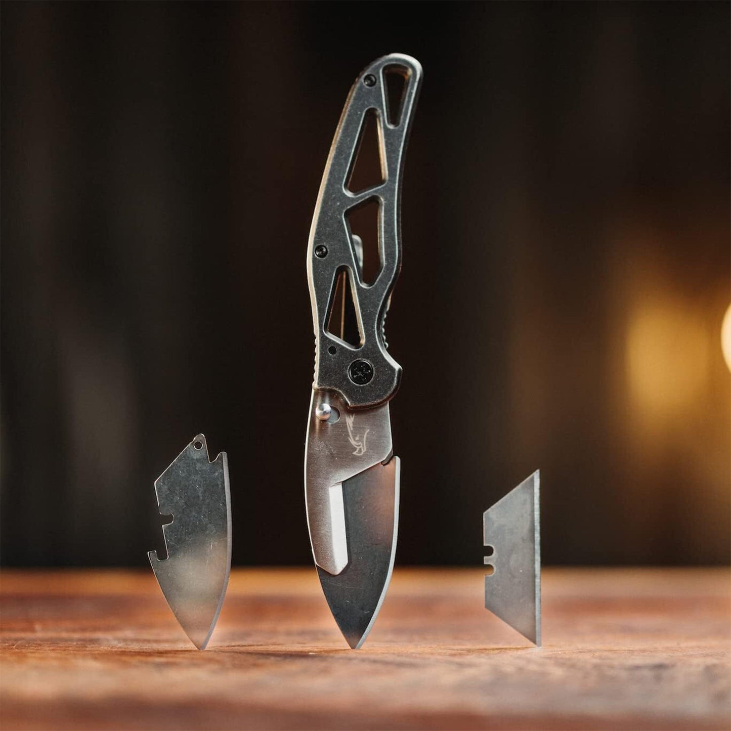 RAZORBACK Signature Folding Knife, 9 Interchangeable Blades