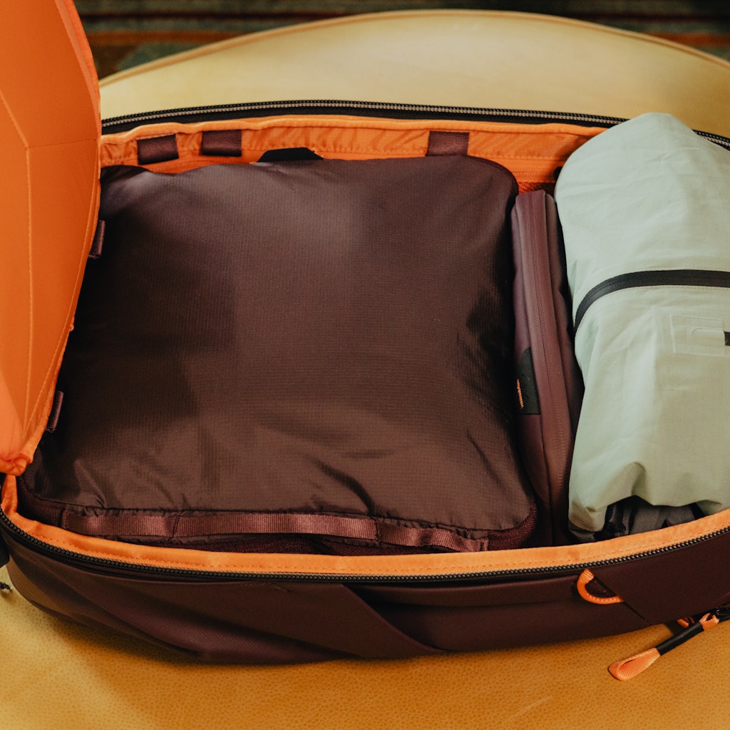 Travel Backpack | 30L | Eclipse