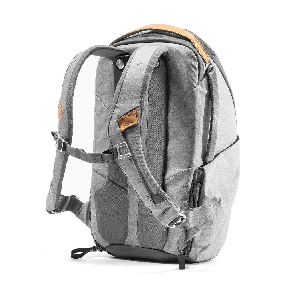 Everyday Backpack Zip | 20L | Ash