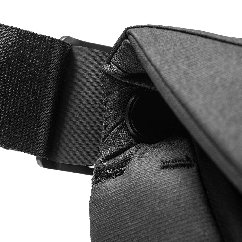 Everyday Messenger | 13L | Black