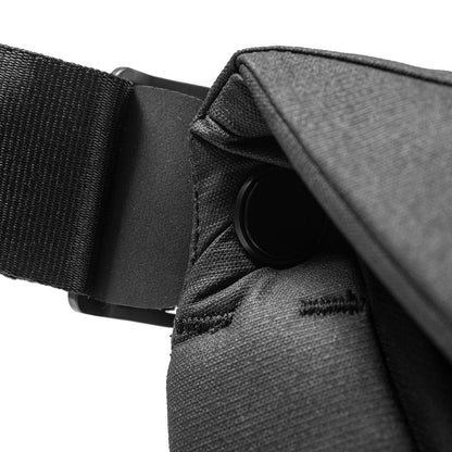 Everyday Messenger | 13L | Black