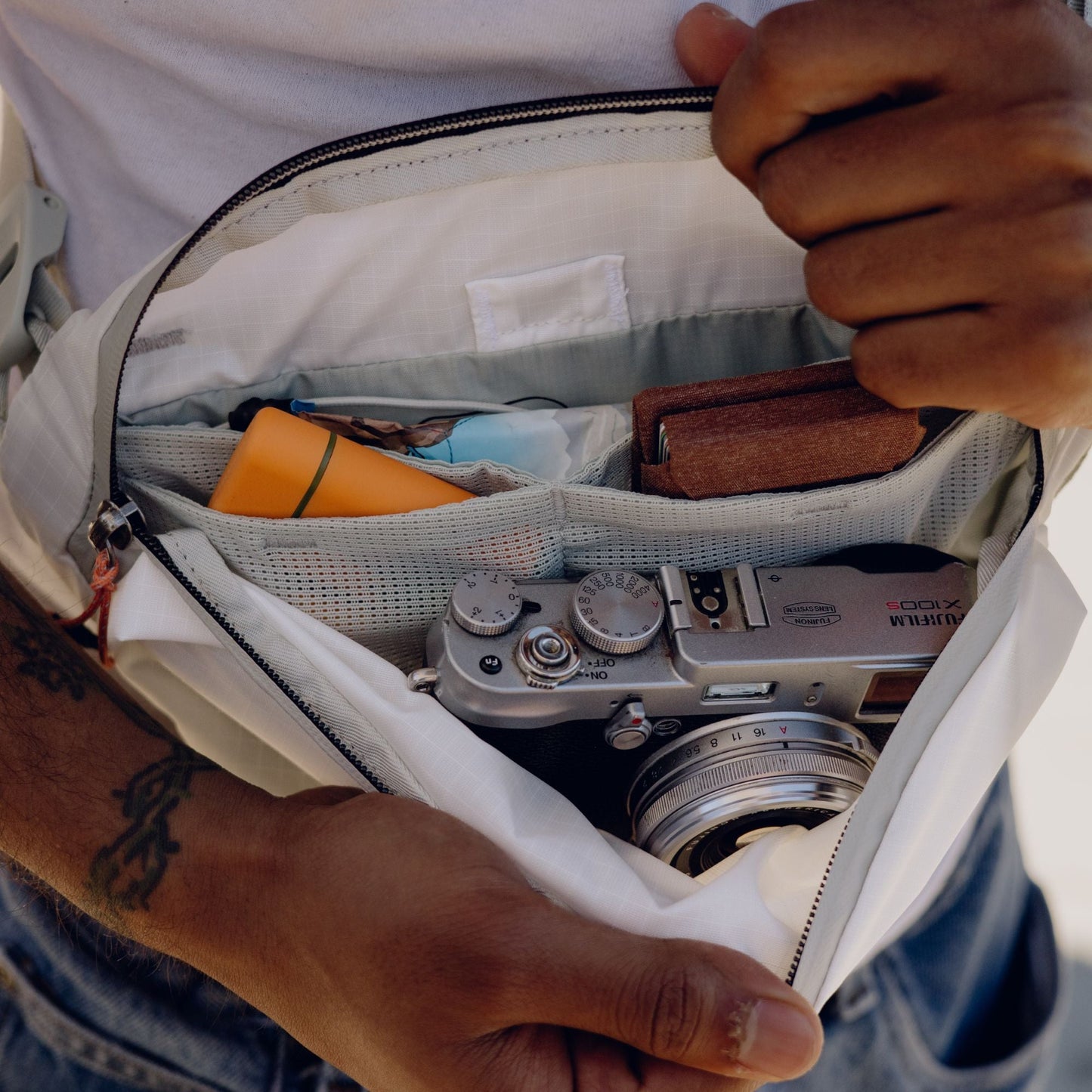 Outdoor Sling | 2L | Cloud